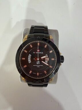 Naviforce Stainless Steel Watch